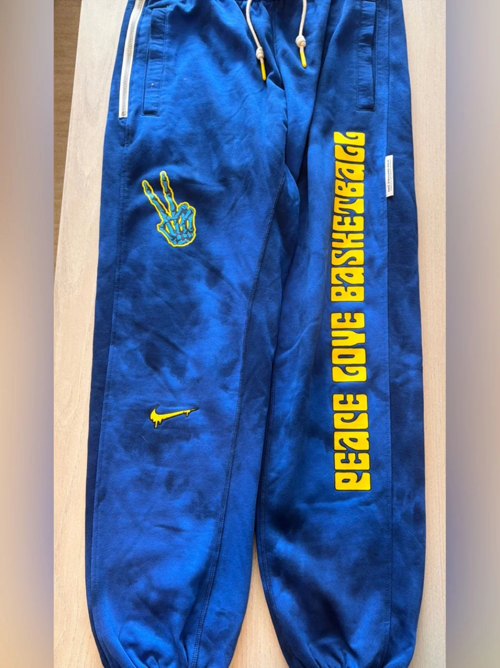 Nike men’s limited